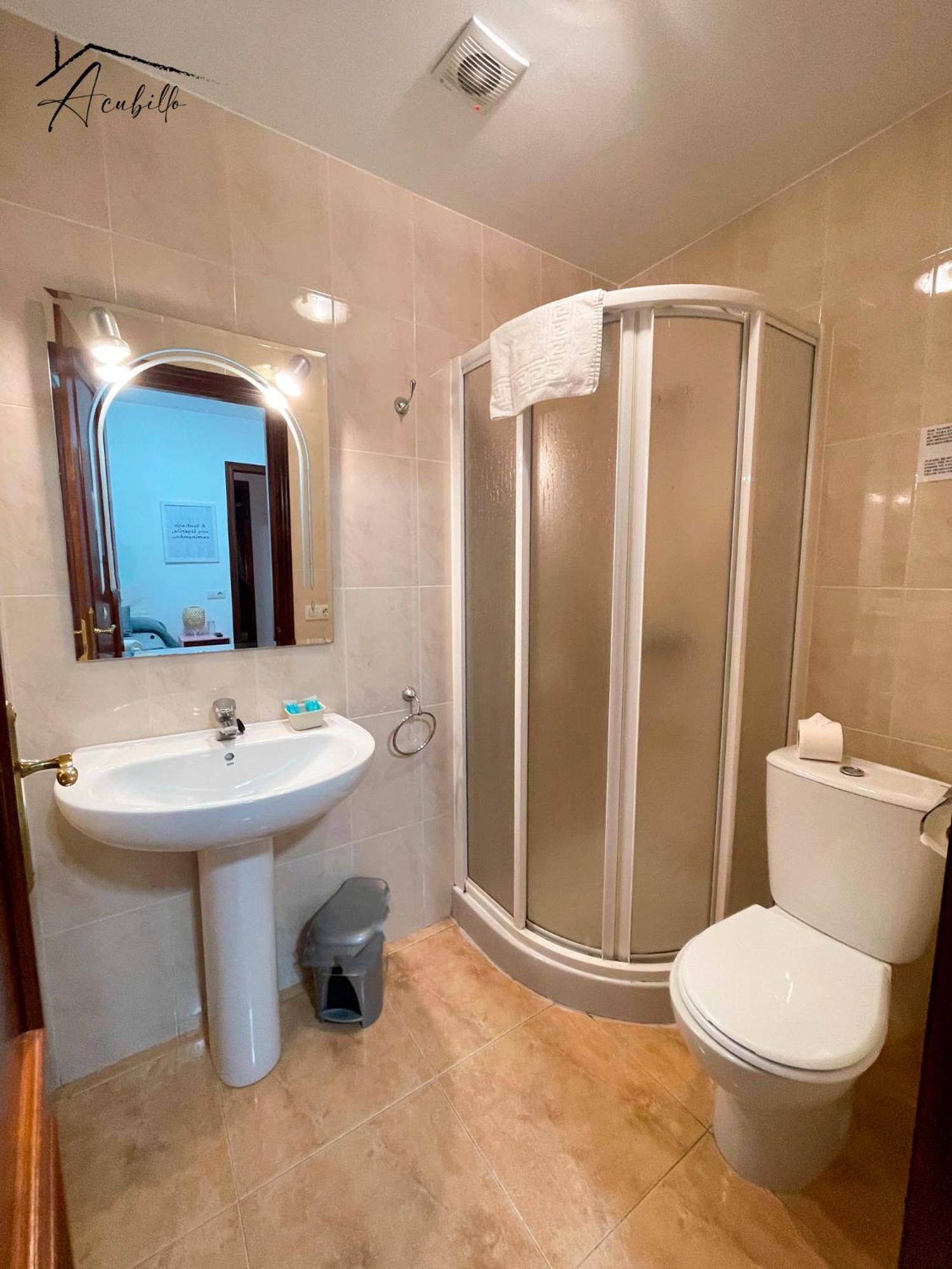 Acubillo Hotel Palas de Rei Екстериор снимка